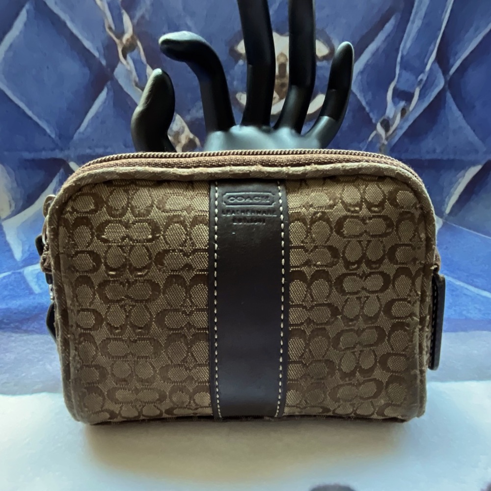 Coach CC Logo Pouch